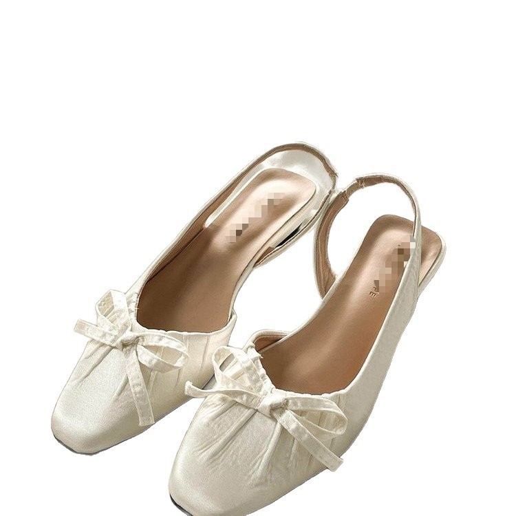Pequeñas sandalias casuales francesas de punta plana zapatos individuales para mujeres 2026 verano nuevas sandalias de arco de hada para mujeres