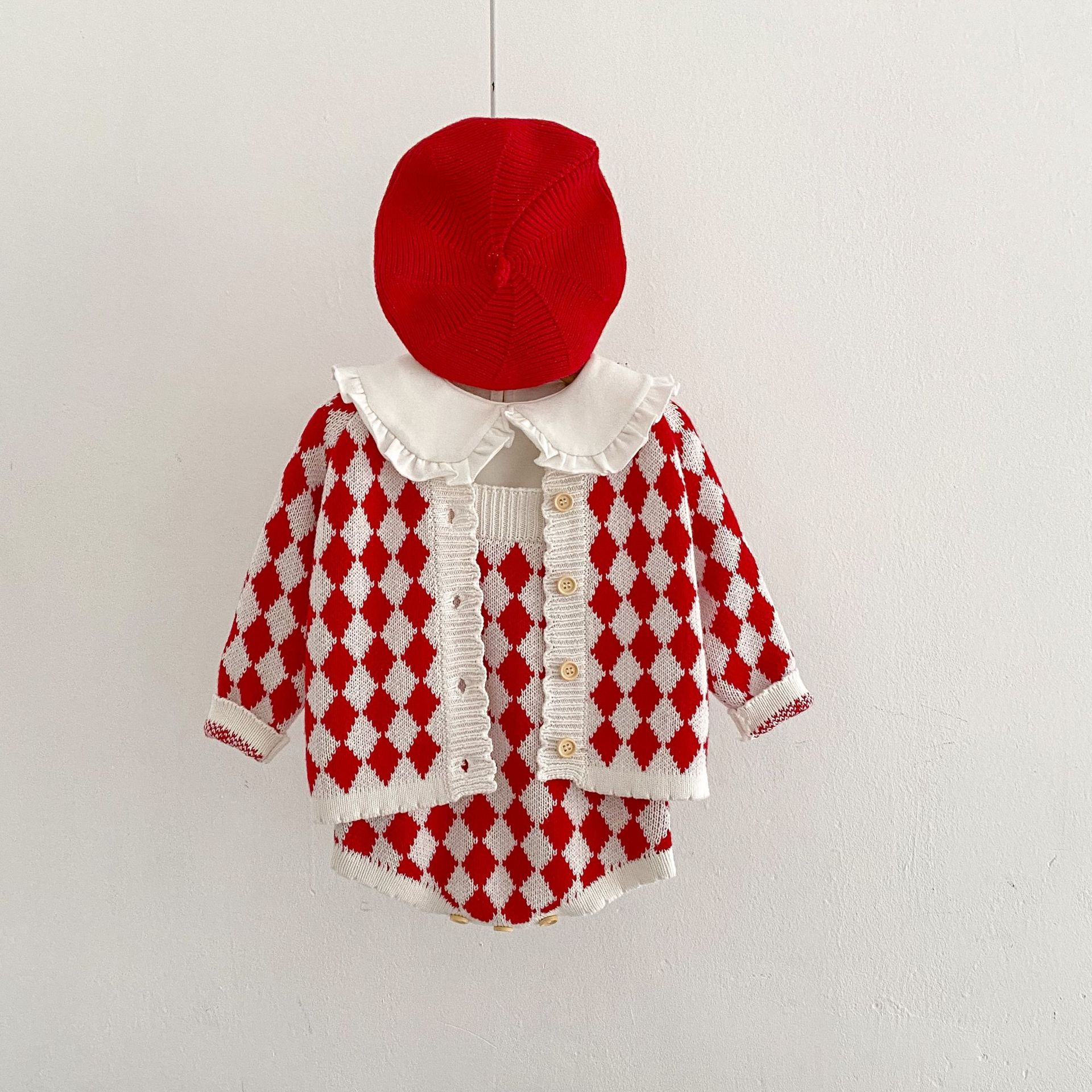 Vêtements de printemps 2024 pour bébé, enfant, fille, bébé, pull en fil de coton tricoté Lingge veste + vêtements à bretelles ensemble 2 pièces_voghion.com