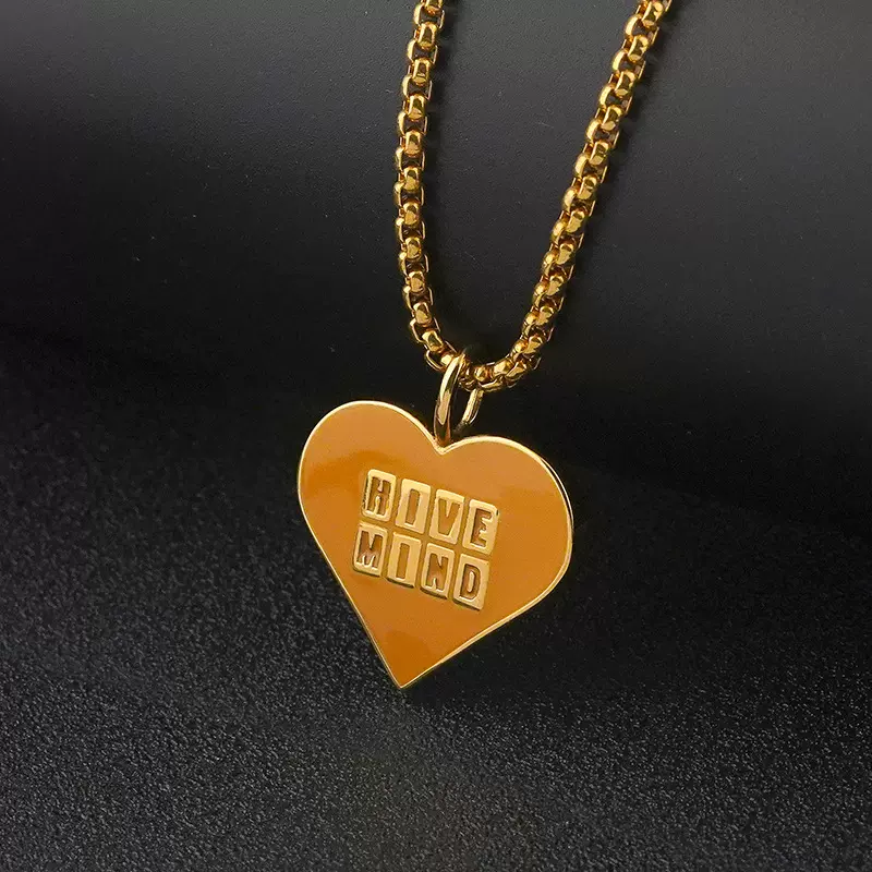 欧美不锈钢心形桃心滴胶吊坠真空电镀金色爱心个性钛钢项链批发