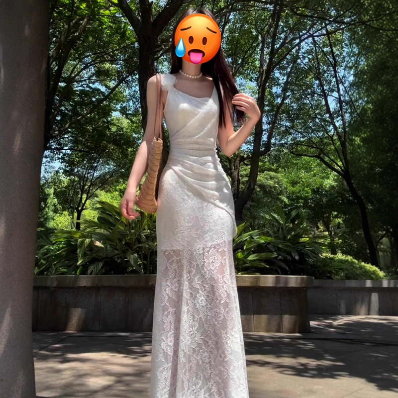 法式气质高级感白色蕾丝吊带连衣裙子女夏季2025新款修身包臀长裙|undefined