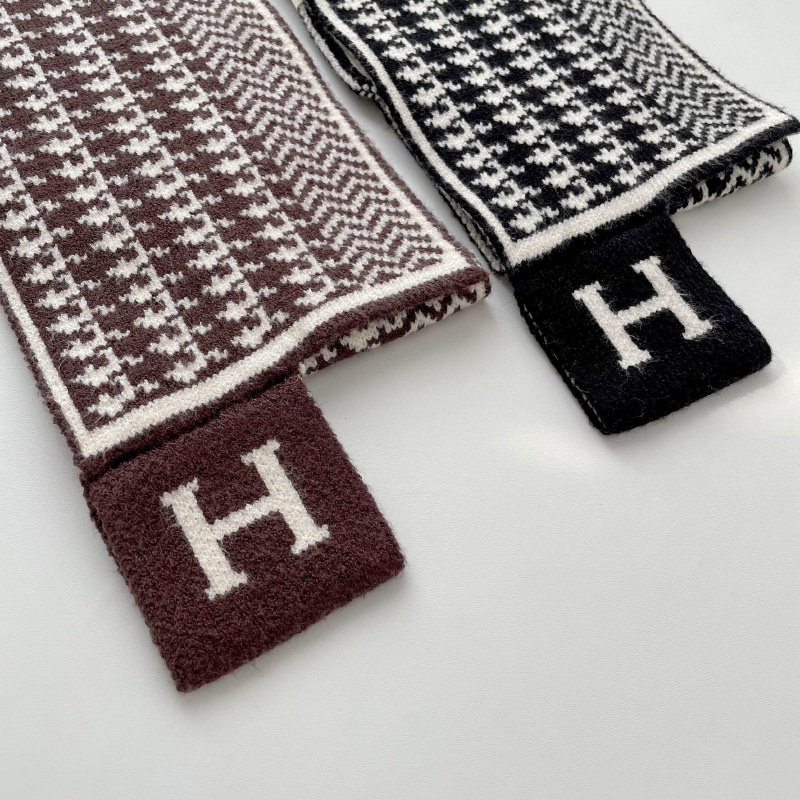 Houndstooth de punto pequeña bufanda de las mujeres de estilo coreano versátil perezoso cruz perforada cálido cuello decorativo protección bufanda pequeña bufanda