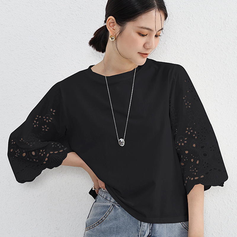 Summer and autumn Japanese style new crocheted hollow top women's cotton lace stitching short sleeve round neck petal bell sleeve t-shirt