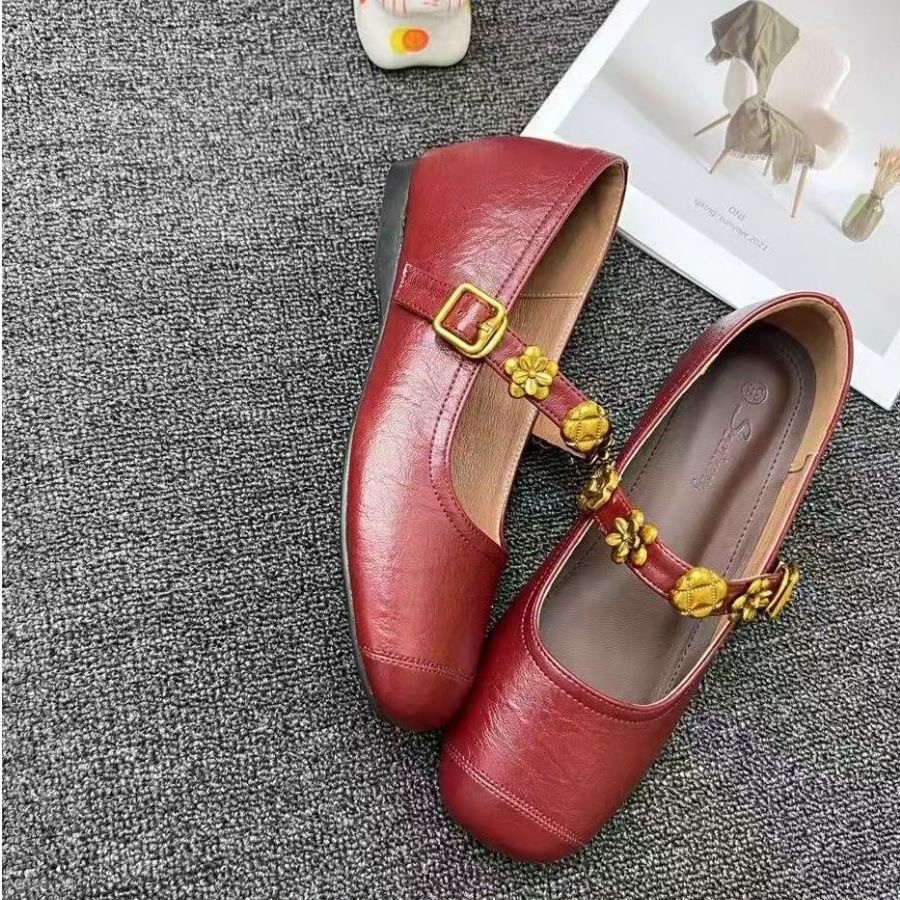 Zapatos de cuero de altura interna 2026 primavera nuevo estilo una cabeza cuadrada superficial Mary Zhen zapatos de primavera de mujer zapatos franceses