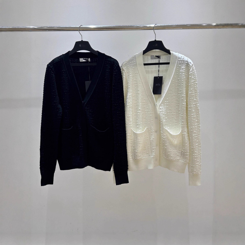 2025 New Knitwear Oversized V Neck Long Sleeve Hidden Button Wool Ff Dot Embroider New Style