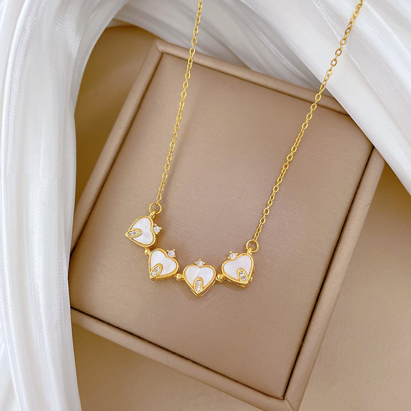 Heart-to-heart Four-leaf Clover Necklace In Titanium Steel_voghion.com