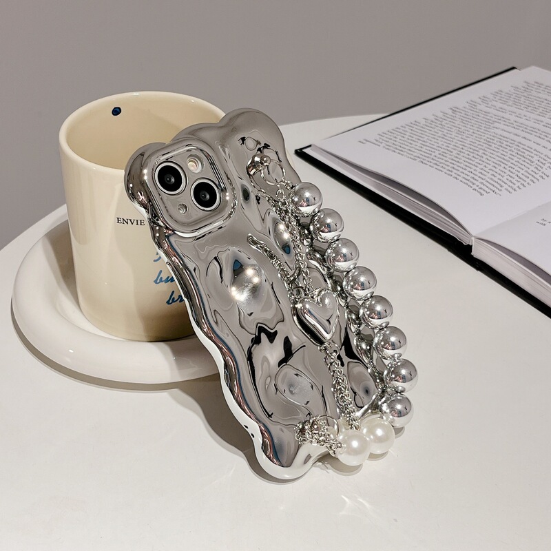 Electroplated Wavy Silver Heart Chain Suitable for iPhone 16 Pro Max Phone Case Apple 17 Female 15/13