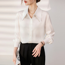 白色长袖尖领衬衫女春季新款高级感复古时尚洋气上衣宽松法式衬衣