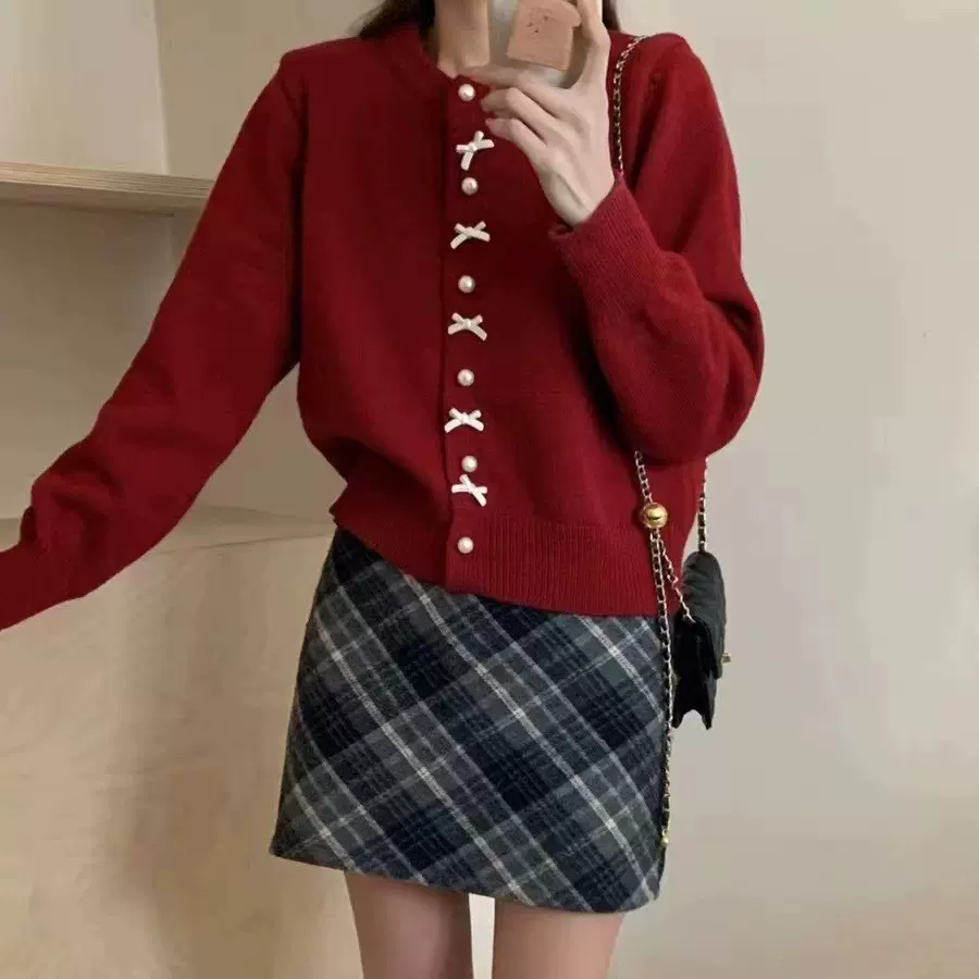 2025韩系春秋新款甜美风少女减龄红色蝴蝶结时尚减龄针织开衫毛衣