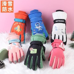 Thick padded winter snow gloves for children aged 3-17, with features including cold insulation, waterproof, windproof, anti-slip, and snow play.