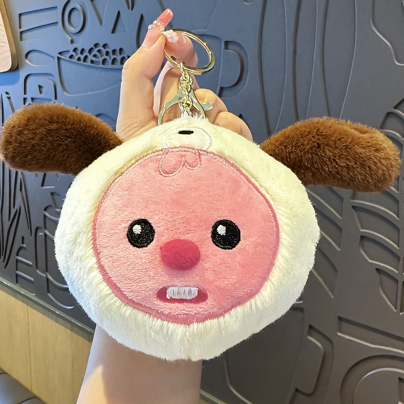 Cuatro pulgadas muñeca máquina colgante felpa llavero lindo muñeca mochila adornos grab máquina muñeca regalo al por mayor