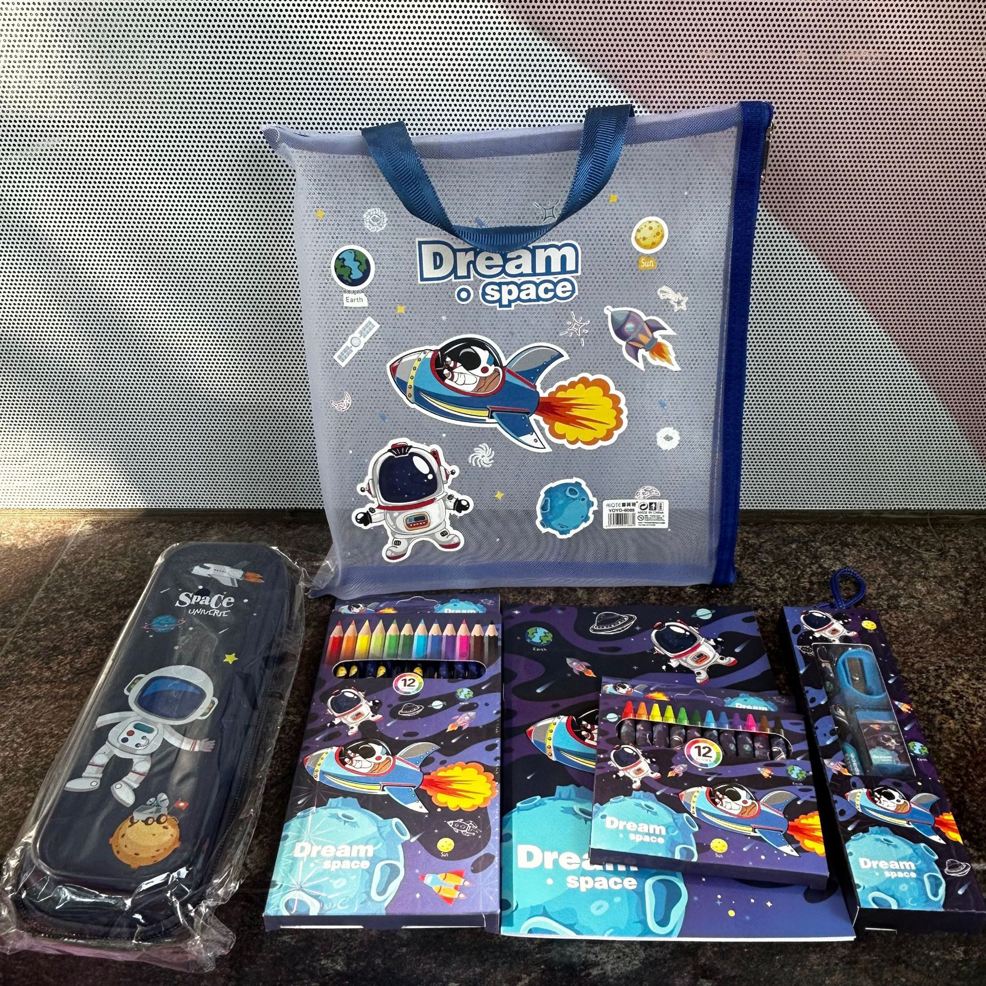 Conjunto de papelería para el Día de los niños, regalo de graduación para jardín de infantes, conjunto con caja de regalo creativa para estudiantes, alta apariencia