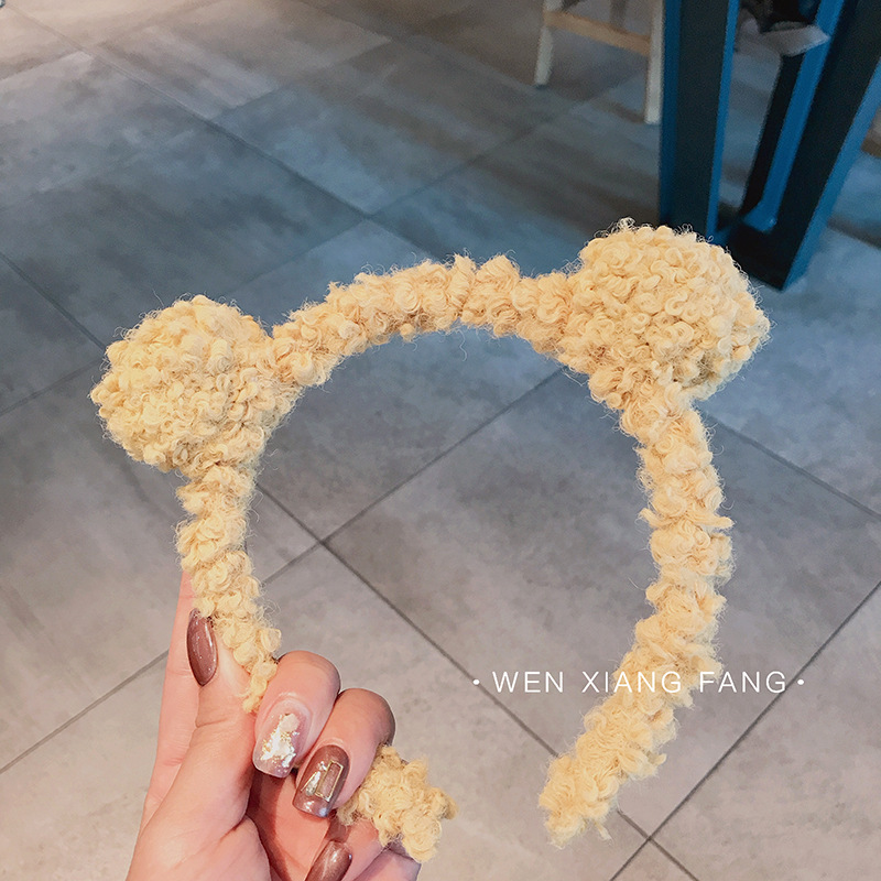 Corea del Sur venden lindas orejas de cabello de cordero de oso de pelo de pelo de pelo de peluche de otoño y invierno broche de pelo de pelo de peluche joyería