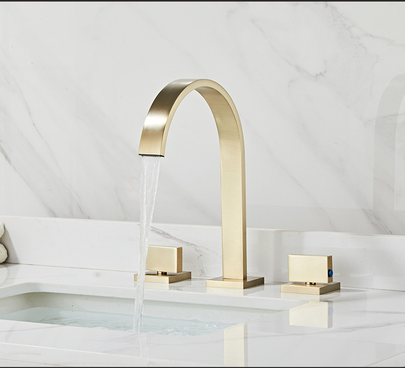 Waterfall Faucet Image 7