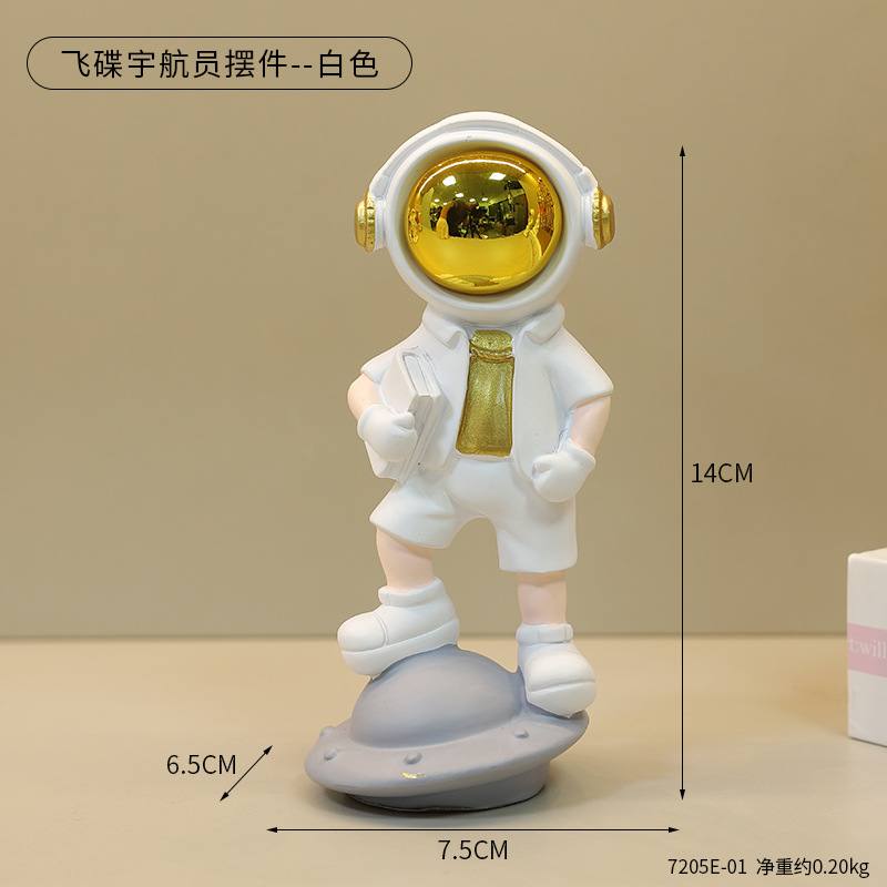Moon Astronaut Ornaments Astronaut Hand-made Blind Box Desktop Astronaut Model Decoration Cartoon Resin Crafts