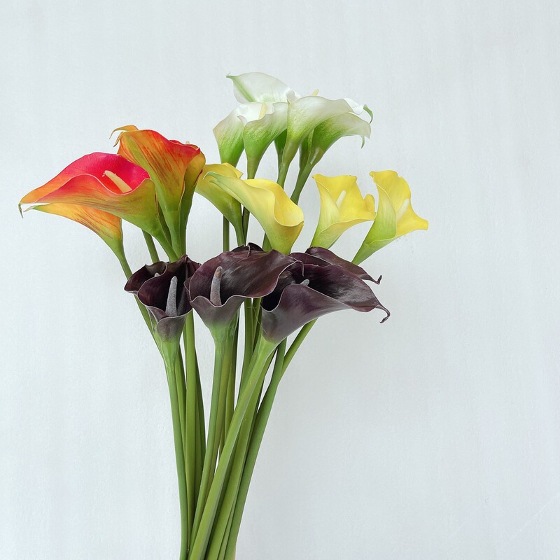 High-quality Alocum Taro modern simple simulation purple black hand PU Calla flower designer model house silk flower