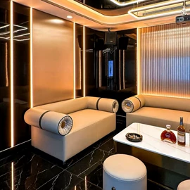 成套餐桌椅;卡座;酒吧椅