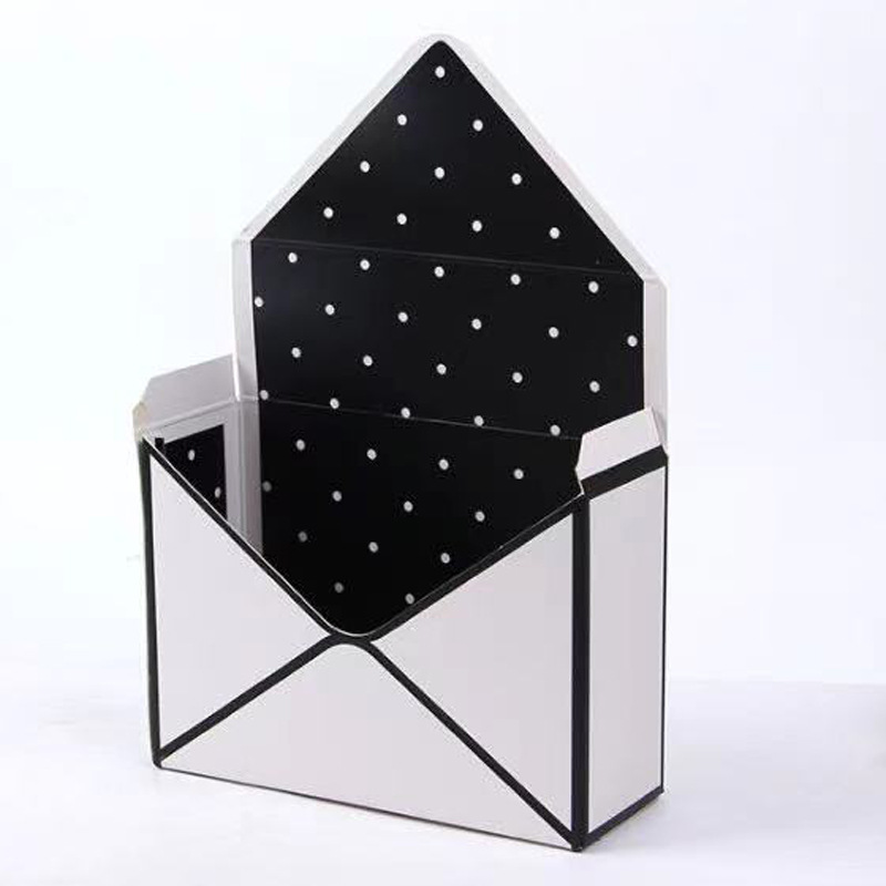 Canasta de flores portátil plegable del día de la madre Caja de embalaje de flores simple Arreglo floral en inglés Caja de regalo Ramo creativo Retro