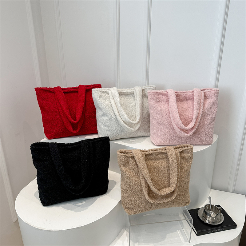 Nueva versión coreana de ocio simple otoño invierno bolso de peluche bolso de mano canasta de verduras bolso de moda de mujer