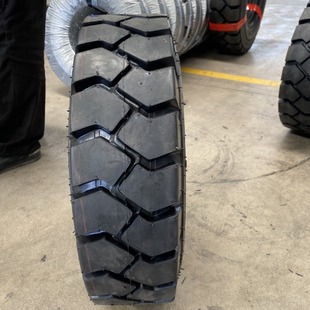 23 × 9-10/6.50 Solid Tire Industrial Forklift Solid Tire OB503 Pattern Hang Fork X20