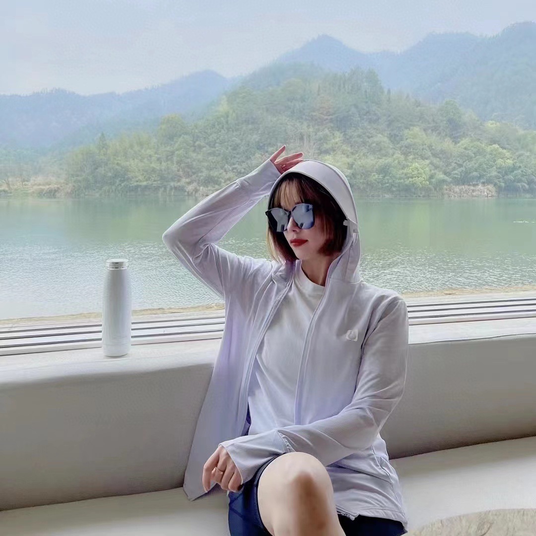 Verano japonés ropa de protección solar mujeres UPF50 + ala de seda de hielo de las mujeres blusa transpirable protección UV Riding BRIM ropa