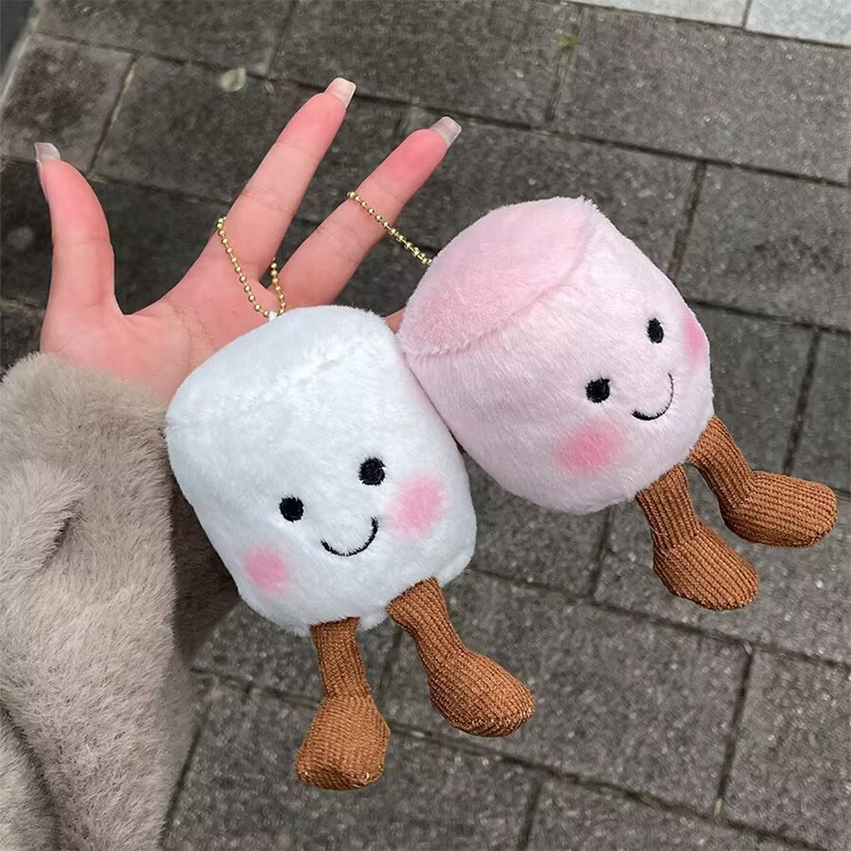 White marshmallow (single)