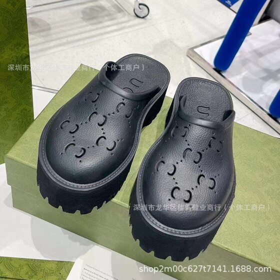 High Edition G Hole Shoes 2024 Spring and Summer New Letter Hollow Frosted Carved Baotou Big Head Thick Slippers