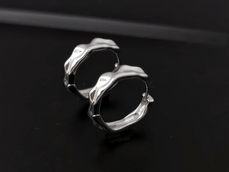 6g Weight 925 Sterling Silver Ear Needle Material Hoop Earrings Classification 1 Pair Quantity Casual, Holiday, Daily Occasion 925 Sterling Silver Material Irregular, Solid Color Pattern Women's Gender Plating, Pleated Design Simple Style, Classic Style, Commute Style 1 Pair 925 Sterling Silver Irregular Solid Color Hoop Earrings 3