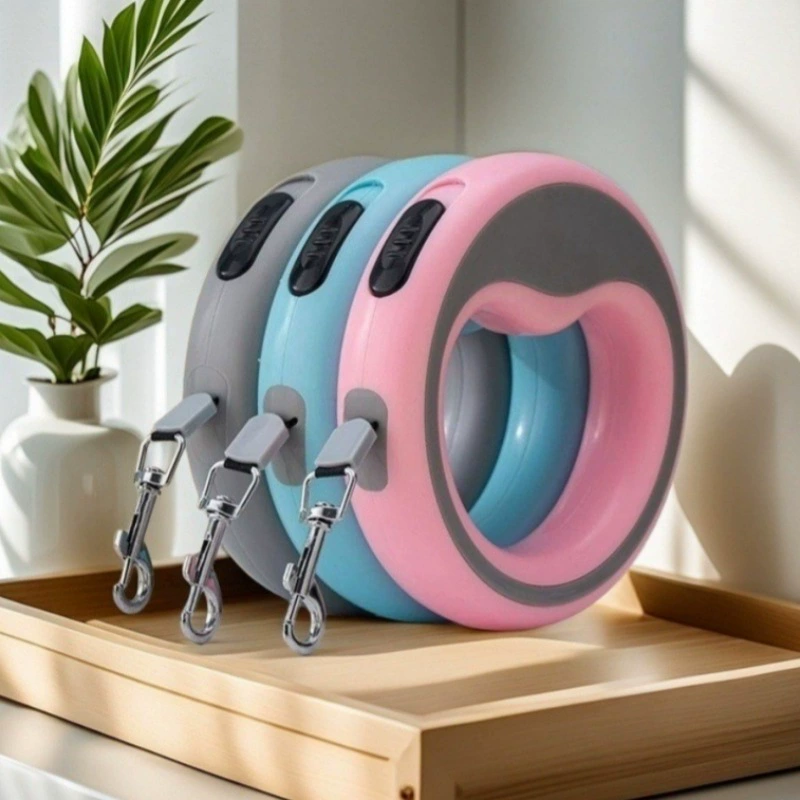 Автоматический выдвижной поводок для собак с защитой от ударов, для прогулок на улице, для использования за границей