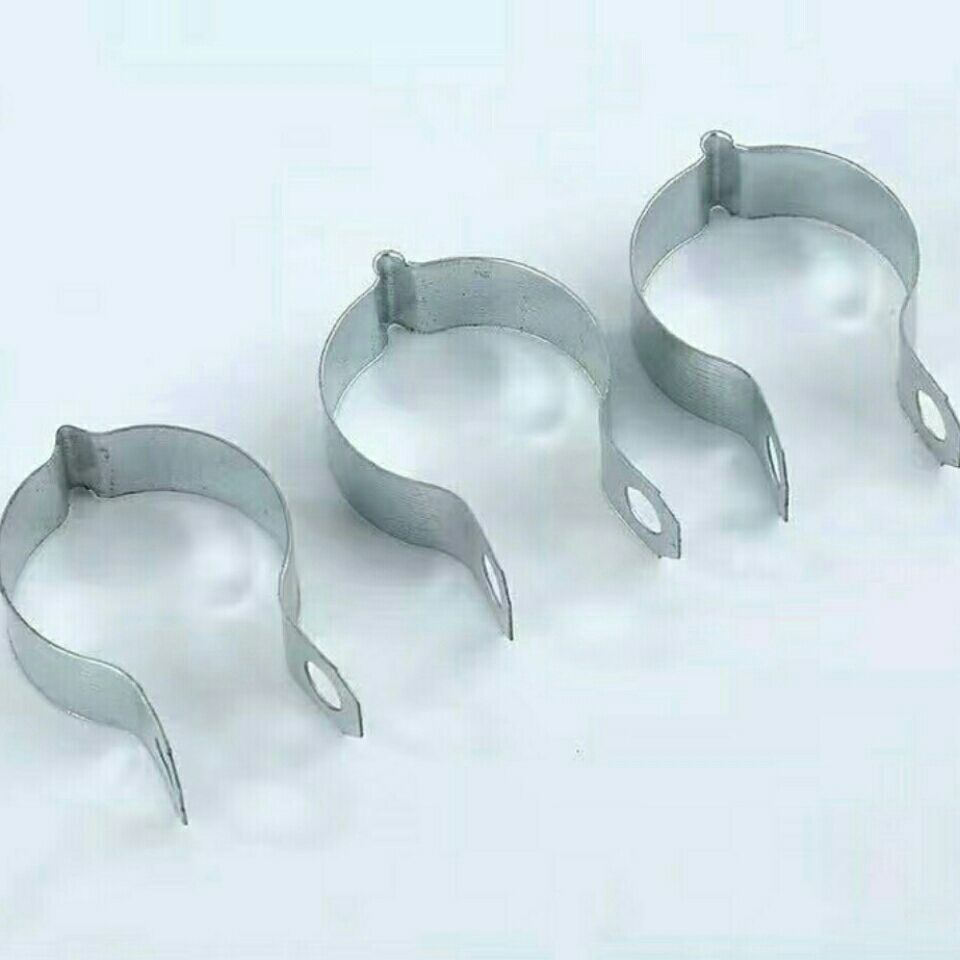 镀锌管卡铁电线管水管接地管卡管卡子夹子接地线管20.25.32.40.50