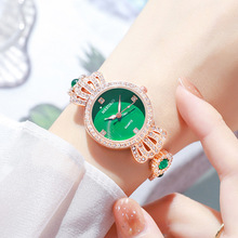 ֱ�����u����ʹ��錚�r��������朱�Ůʿ�ֱ�Ů��ʯӢ��һ�����l