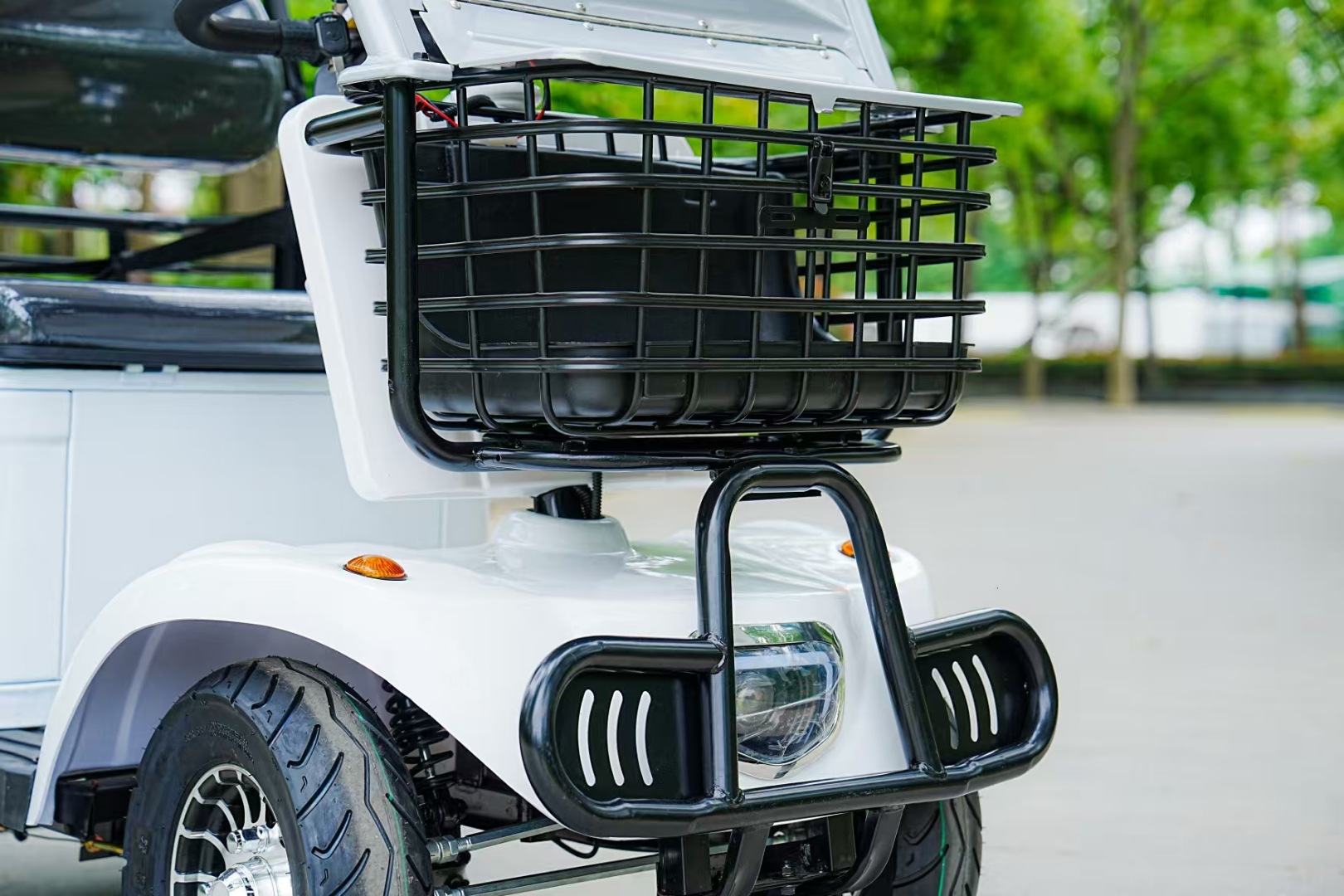 Exportable from source factory: E20 low-speed four-wheel electric vehicle, electric vehicle for sightseeing and transportation in scenic areas and parks