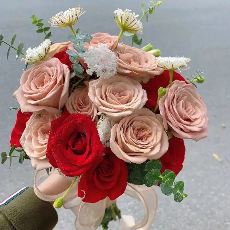 中国のバレンタインデーの結婚式の花、花嫁の手持ちの結婚式の写真、チューリップの証明書、模擬花の写真小道具|undefined