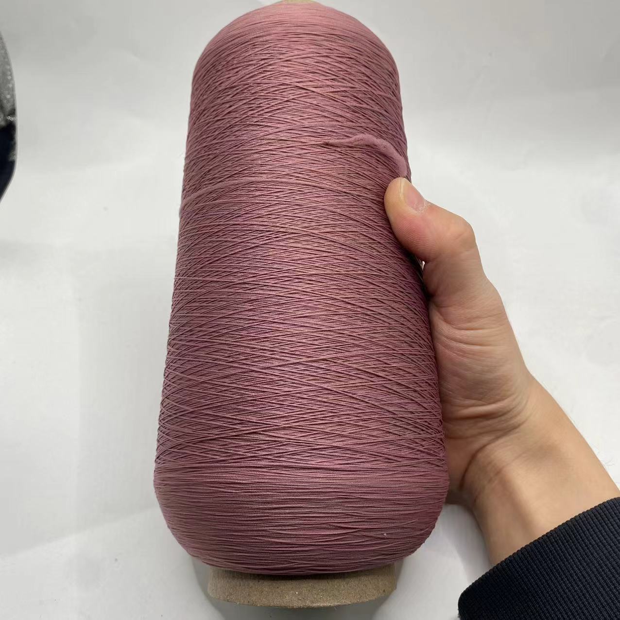 XM423*13000 코드*순 중량은 약 550g입니다.