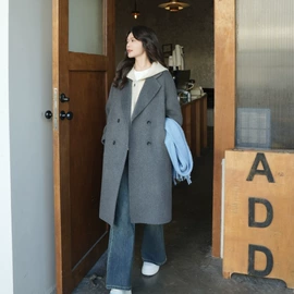 女式毛呢外套;女式针织衫;女式马甲