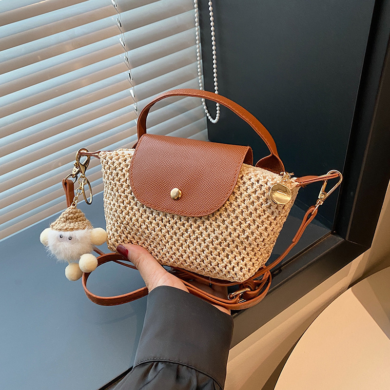 Summer Woven Bag Cover Splicing Portable Mini Straw Bag Seaside Holiday Hair Ball Beach Dumpling Bag Summer Woven Bag Cover Splicing Portable Mini Straw Bag Seaside Holiday Hair Ball Beach Dumpling Bag