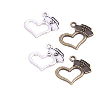 2色爱心医疗护士帽吊坠20*22mm爆款diy合金 医疗器械魅力饰品配件