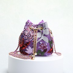 新中国式レトロ国風バケツバッグ女性新型重工芸網糸刺繍花スパンコールチェーン斜め掛けバッグ