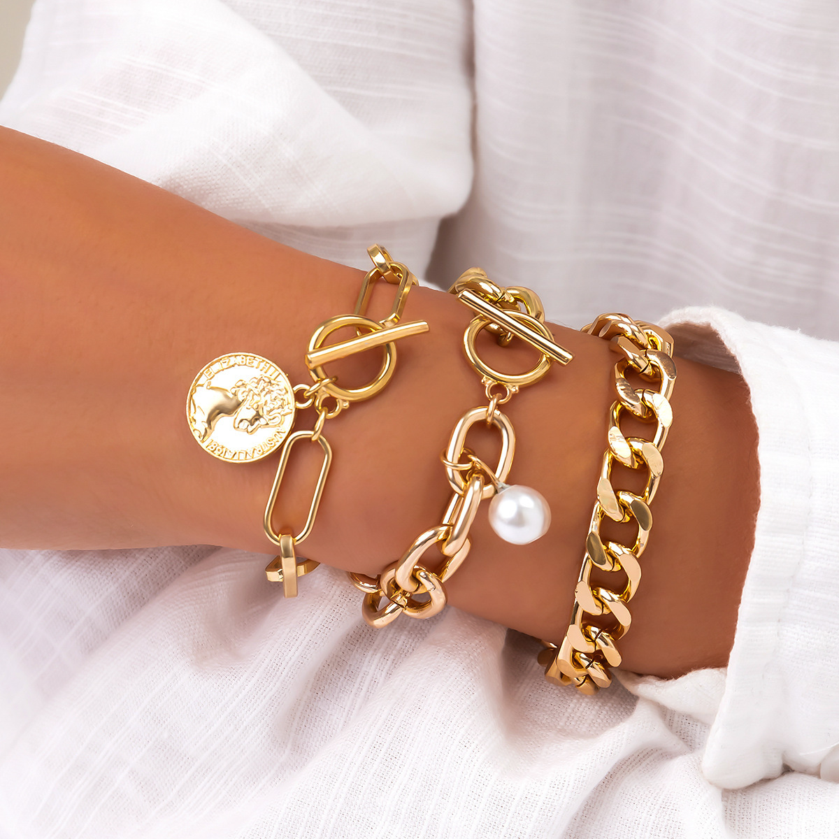 37g Weight Bracelets Classification 1 Set Quantity Holiday, Daily Occasion Imitation Pearl, Alloy Material Heart Shape Pattern Unisex Gender Irregular, Plating Design Lady Heart Shape Imitation Pearl Alloy Wholesale Bracelets 7