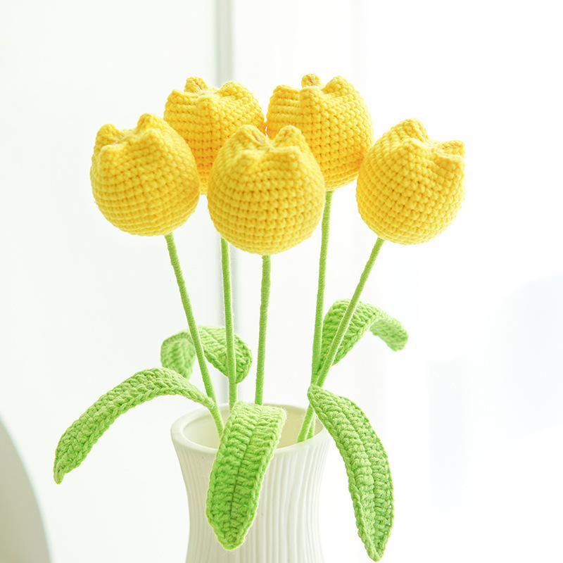 クロスボーダーの手編みの完成品の小さい花束は花の毛糸のメリヤスの花束を模倣します。|undefined