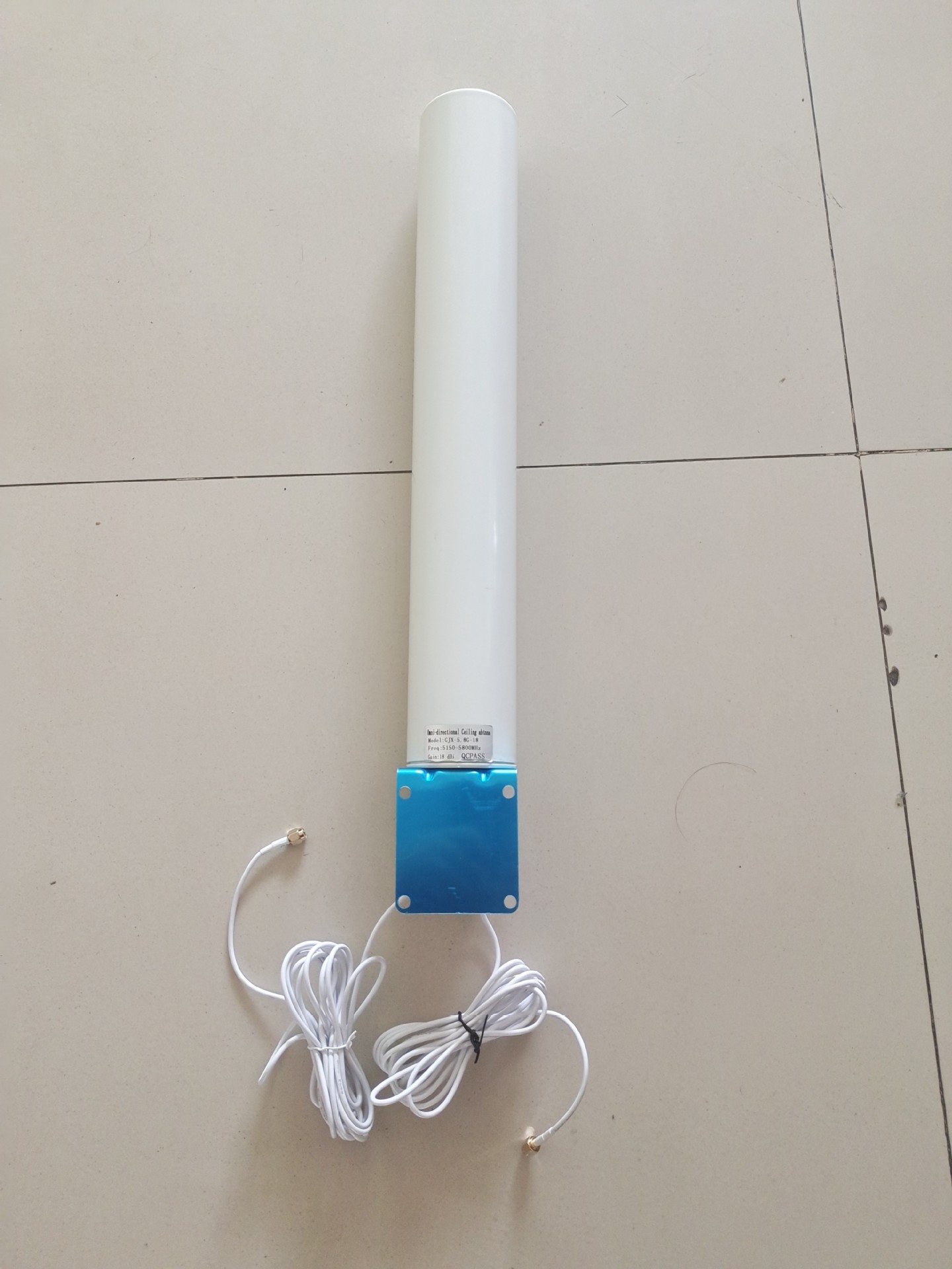 5.8G双极化长炮筒天线 WIFI无线路由器室外增强信号全向天线双SMA