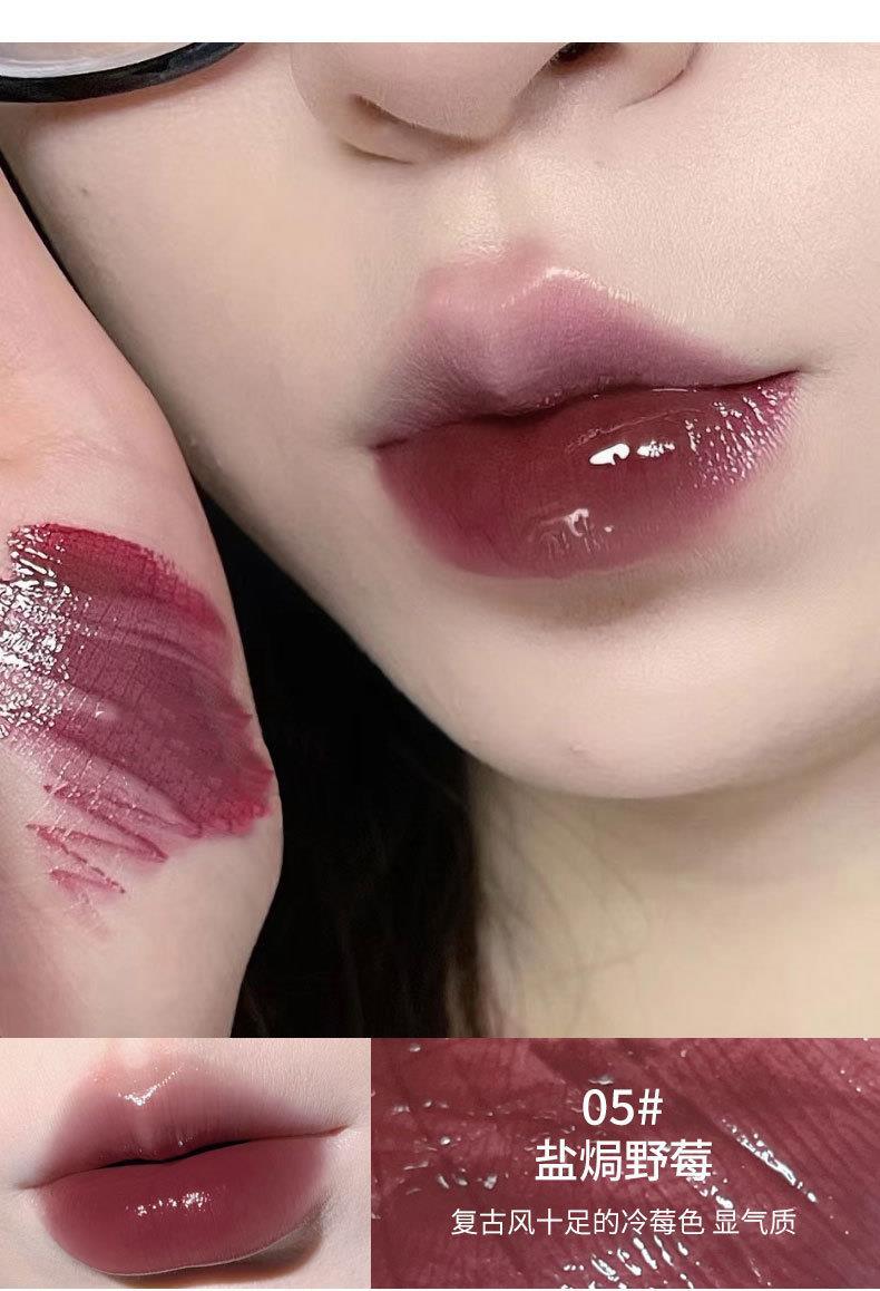 kobeleen Hydrating Lip Balm is an affordable and niche nude lipstick for students that moisturizes and hydrates the skin without makeup and makes it fairer undefined