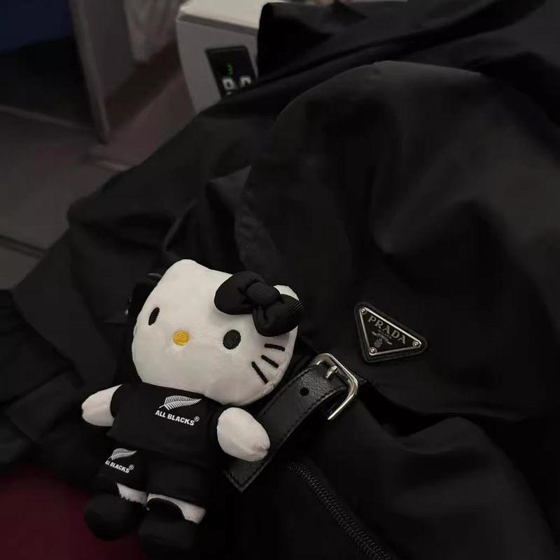 三丽鸥橄榄球款HelloKitty公仔可爱包包小挂件挂饰送闺蜜毛绒玩具|undefined