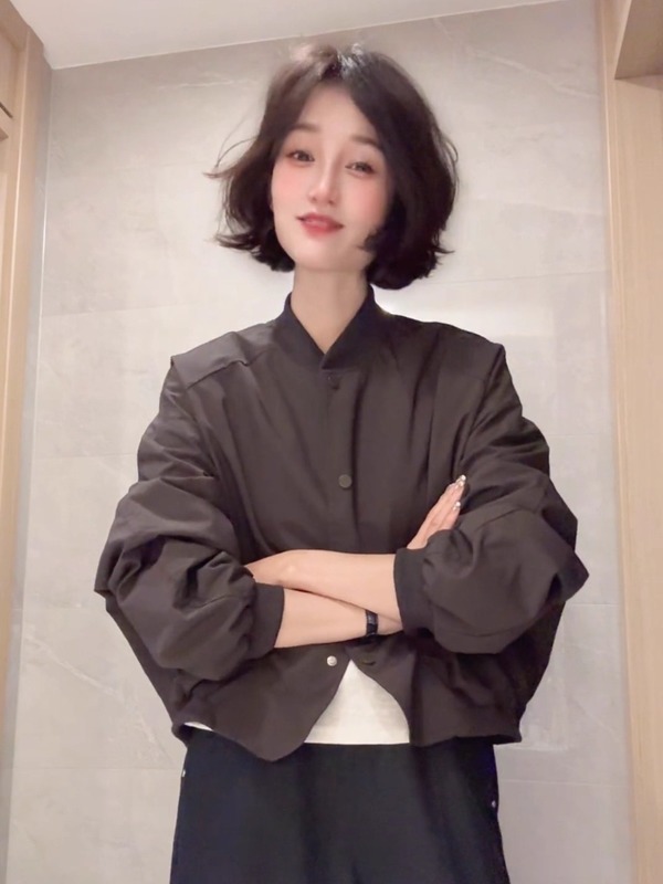 韩系高级感薄款外套女2025秋款时尚百搭显瘦小个子短款夹克上衣潮|undefined
