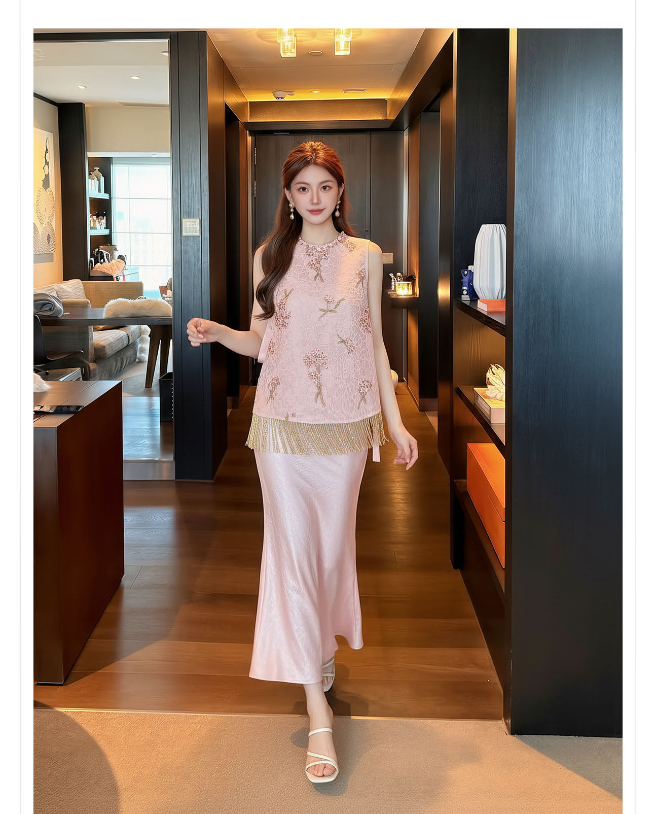 Bộ váy dây kèm áo gi lê thêu hoa cầu tân cổ điển — váy dây màu hồng phấn, Áo gi lê màu hồng chi tiết 11