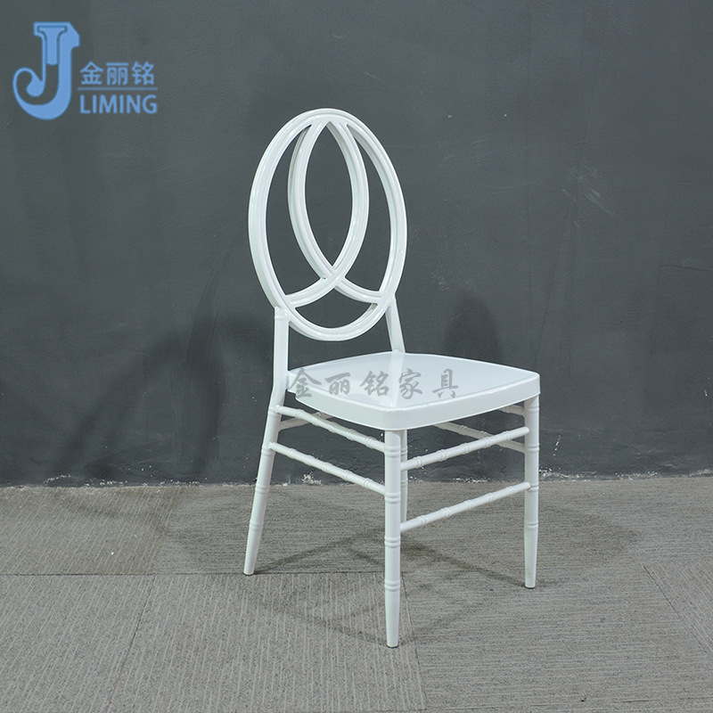 Suministro directo de fábrica Hotel Silla de comedor de metal Silla de boda de estilo europeo silla trasera redonda Silla de bambú Silla de boda al aire libre