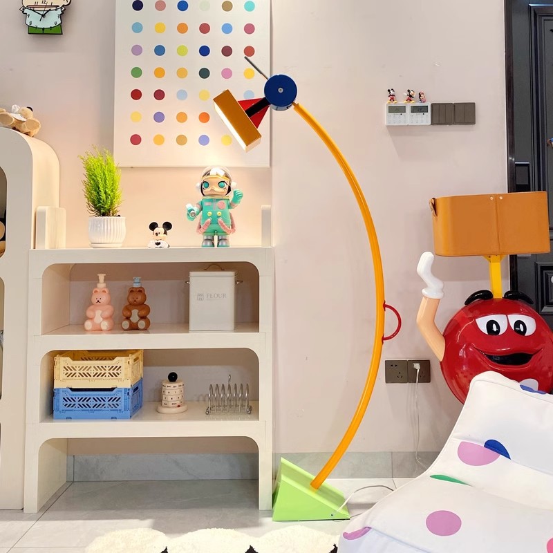 Full Spectrum Memphis Floor Lamp, Minimalist Living Room Sofa Side, Nordic Study Bedroom Bedside Floor Lamp Stand