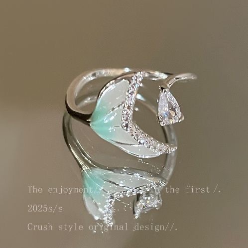 Water drop fishtail ring
