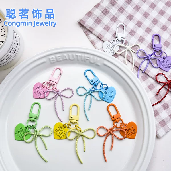 Creative alloy hollow bow with color love tag key chain diy pendant girl pericardium bag ornaments