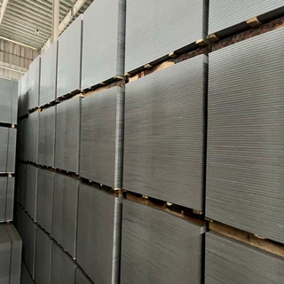 20mm水泥压力板LOFT钢结构阁层楼板水泥纤维板硅酸钙板厂家供应