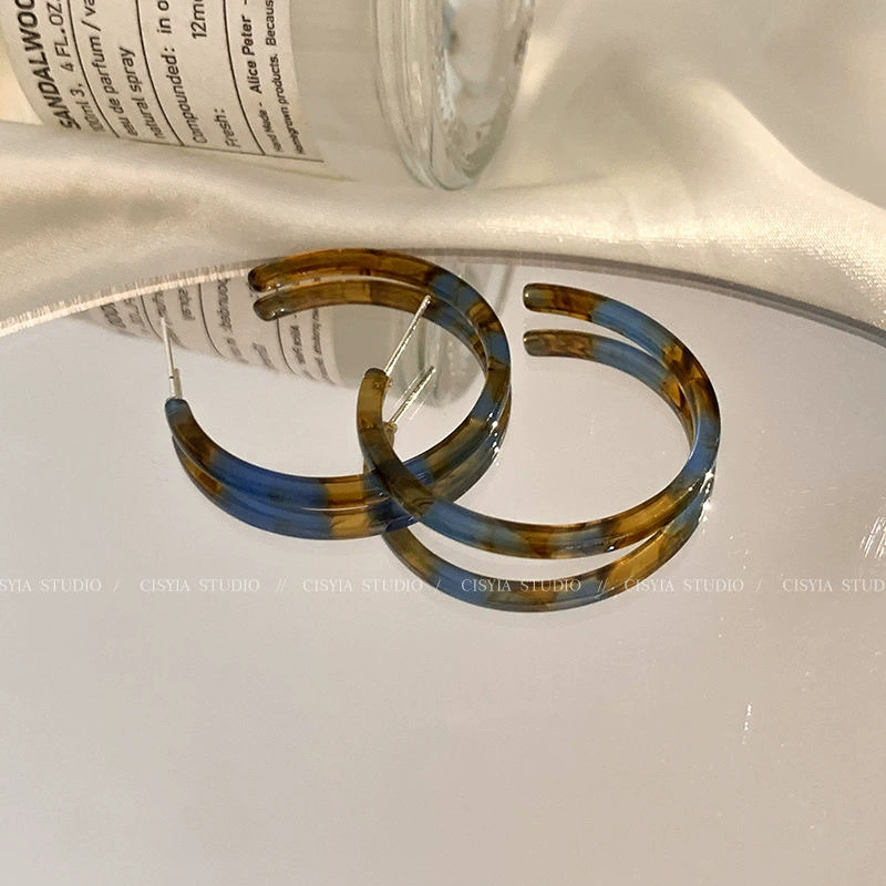 芸钰 крупные кольца-серьги для женщин 14k цвета tortoiseshell blue-gray white latte amber стиль 2024